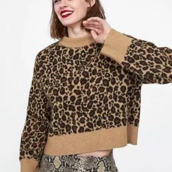Zara Sweaters - Zara Knit Oversized Cropped Sweater M Leopard Chunky
